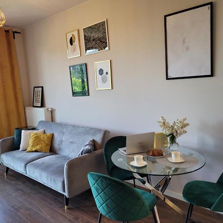 Vizzit Us Premium Apartments Marina Mokotow Warszawa Eksteriør bilde